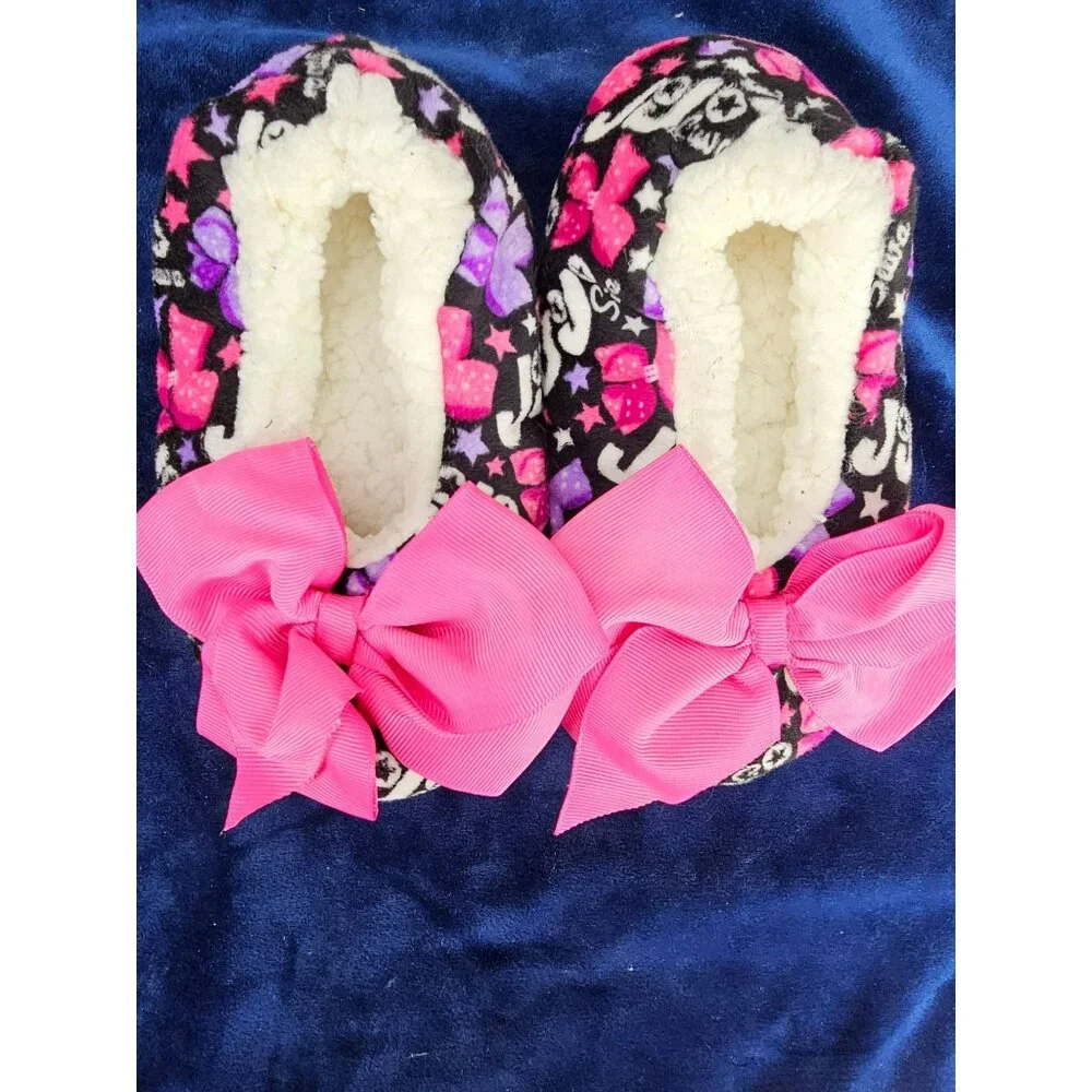 JoJo Siwa Girls Fuzzy Slipper Socks Size 9/10‎ toddler
